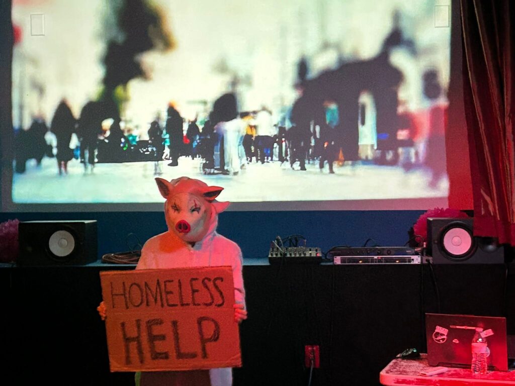 performance photo